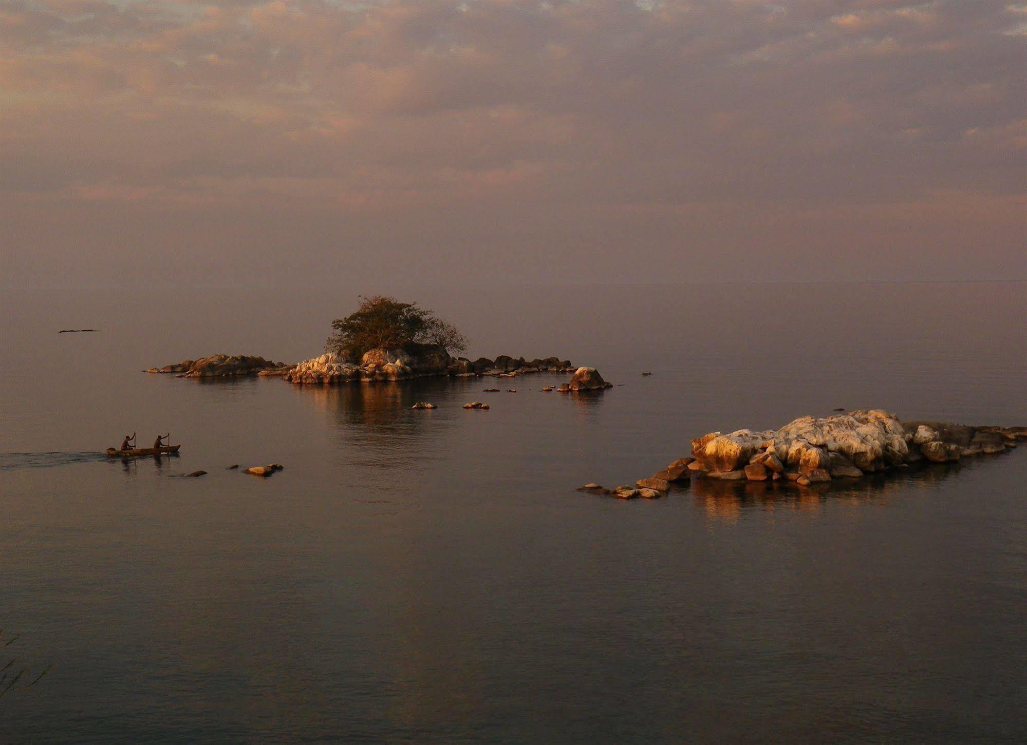 Blue Zebra Island Lodge Senga Buitenkant foto