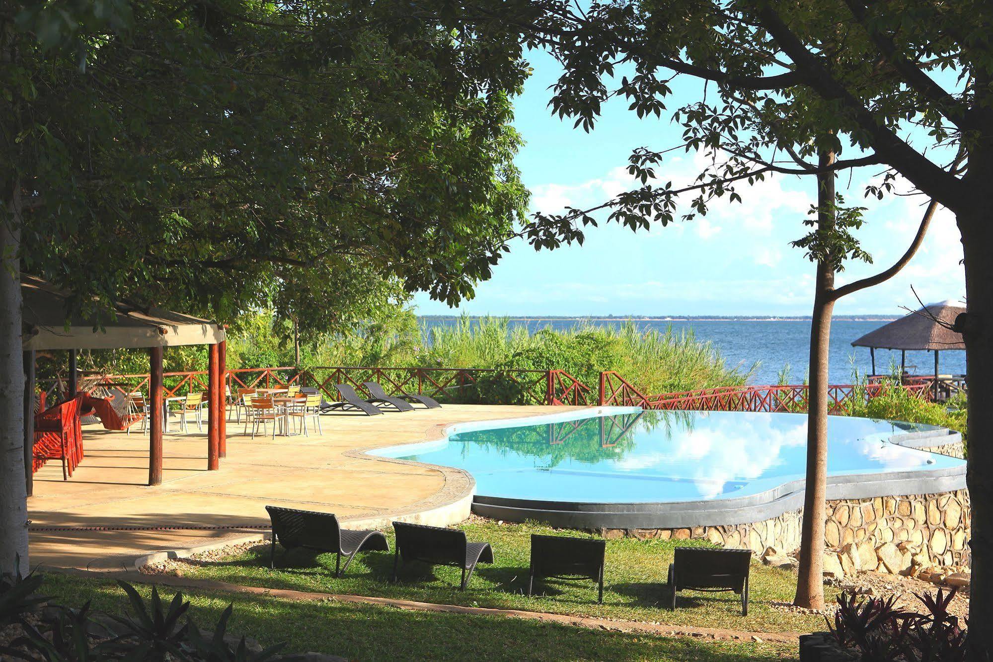 Blue Zebra Island Lodge Senga Buitenkant foto
